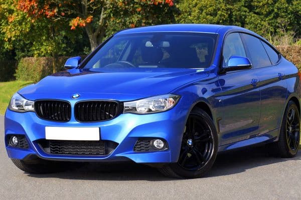 A beginner's guide: Financial tips for buying your first car